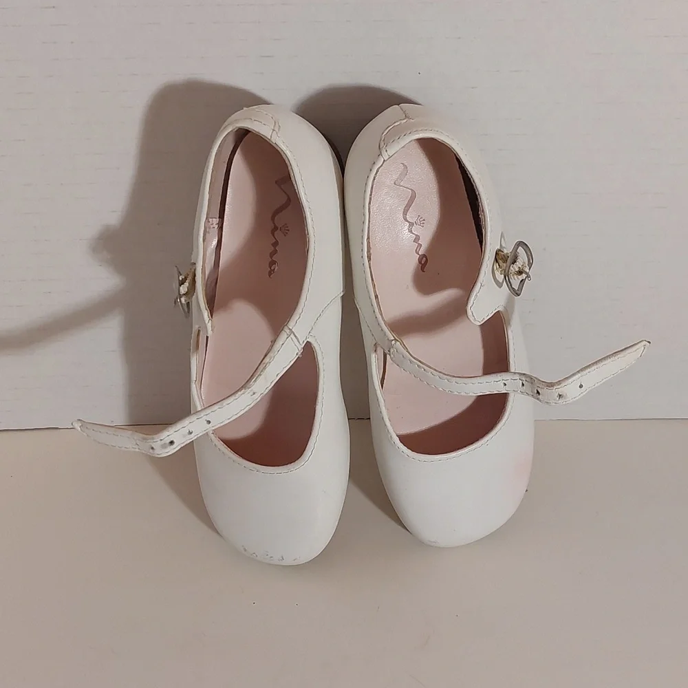 Nina Bonnette Girls White Mary Jane Shoes Size 9.5W - Picture 2 of 5